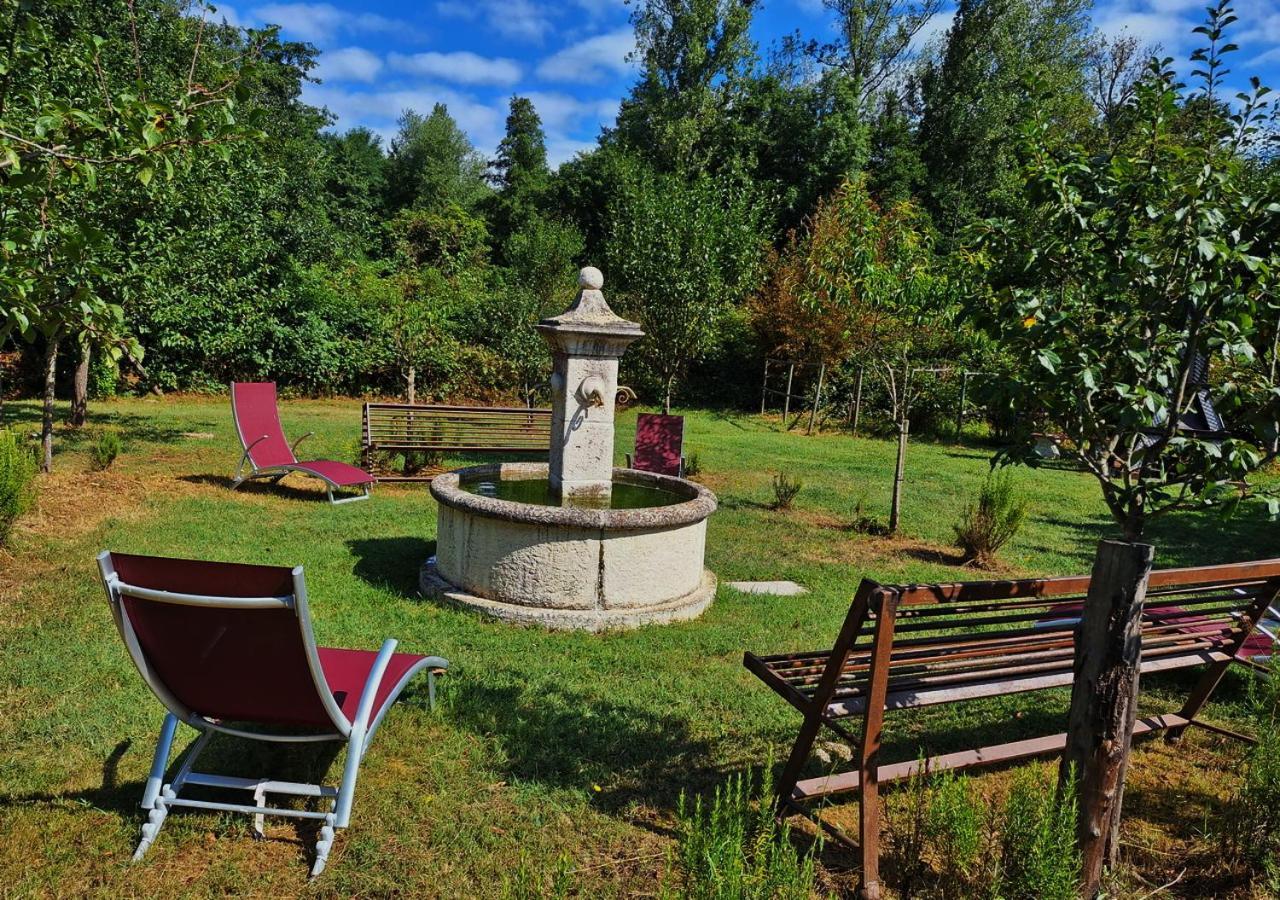 Chateau Des Perichons Poncins Dış mekan fotoğraf